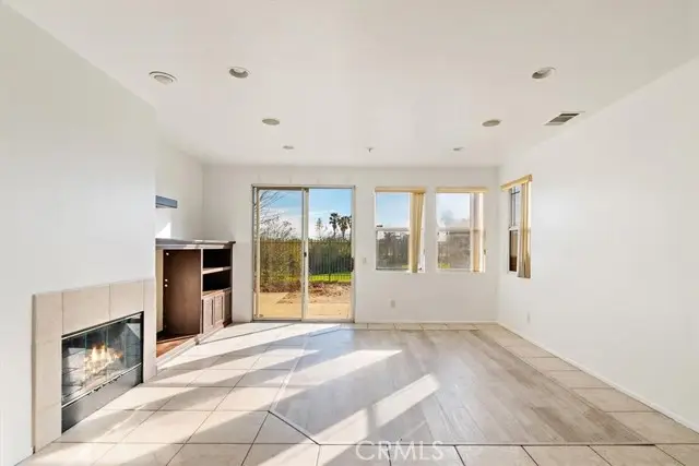 16757 Escalon, Fontana, CA 92336 - #3