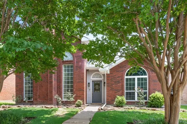 2152 Mccoy, Carrollton, TX 75006