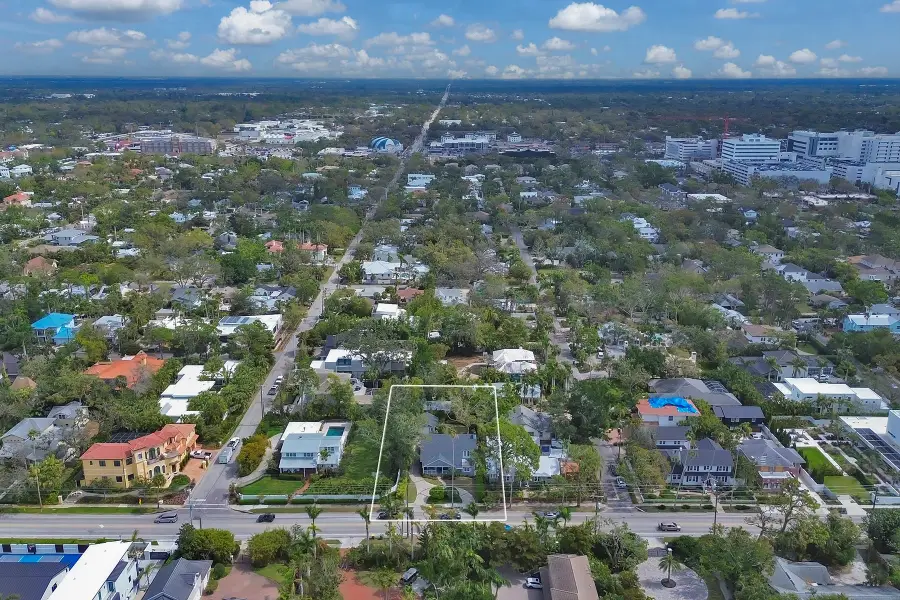 1231 S Orange Avenue, Sarasota, FL 34239 - Image #3