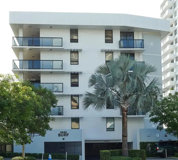 5845 Collins Ave #304, Miami Beach, FL 33140