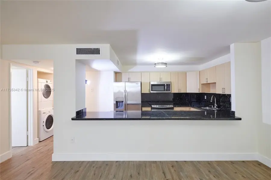 5845 Collins Ave #304, Miami Beach, FL 33140 - #2