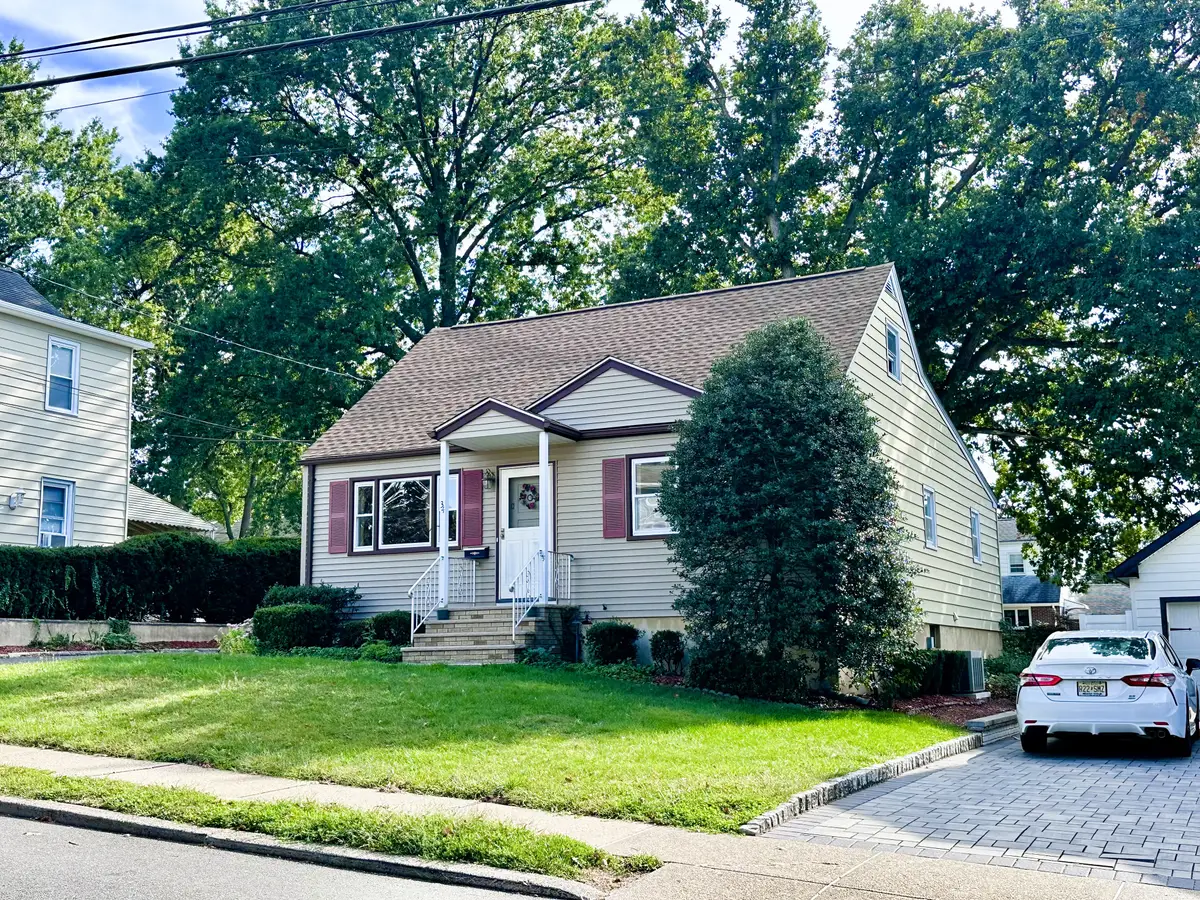 34 Lasalle Avenue, Hasbrouck Heights, NJ 07604 - #1