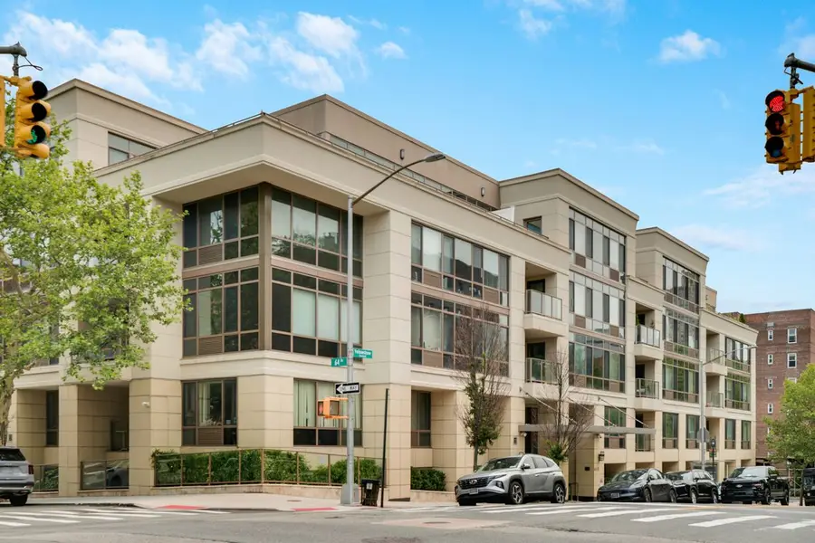64-05 Yellowstone Boulevard #111, Queens, NY 11375 - #2