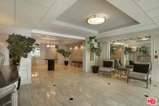 906 N Doheny Drive #301, West Hollywood, CA 90069 - #2