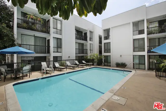 906 N Doheny Drive #301, West Hollywood, CA 90069 - #3