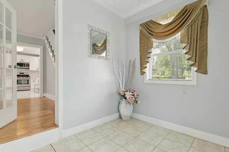 29 Schaefer Road, Maplewood, NJ 07040 - Image #2