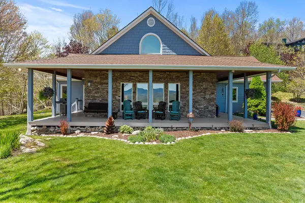 559 Banner Grande Lane, Banner Elk, NC 28604