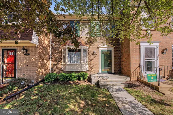8203 Doctor Craik Court, Alexandria, VA 22306