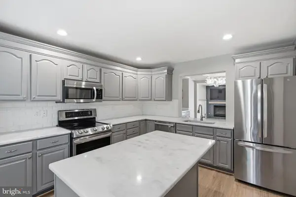 12087 Edgemere Circle, Reston, VA 20190
