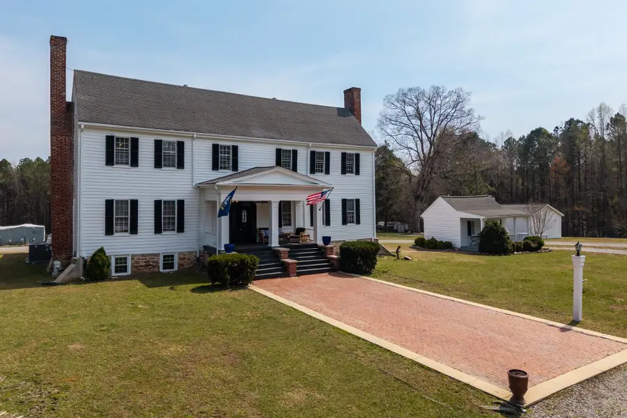 14910 Western Mill Rd, Lawrenceville, VA 23868 - #3