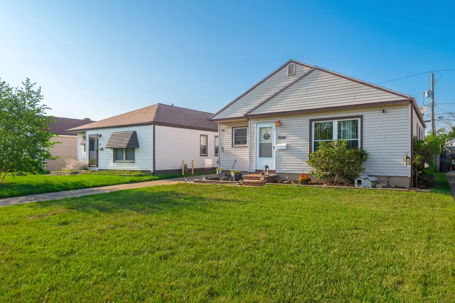 3014 Center Drive, Parma, OH 44134 - #2