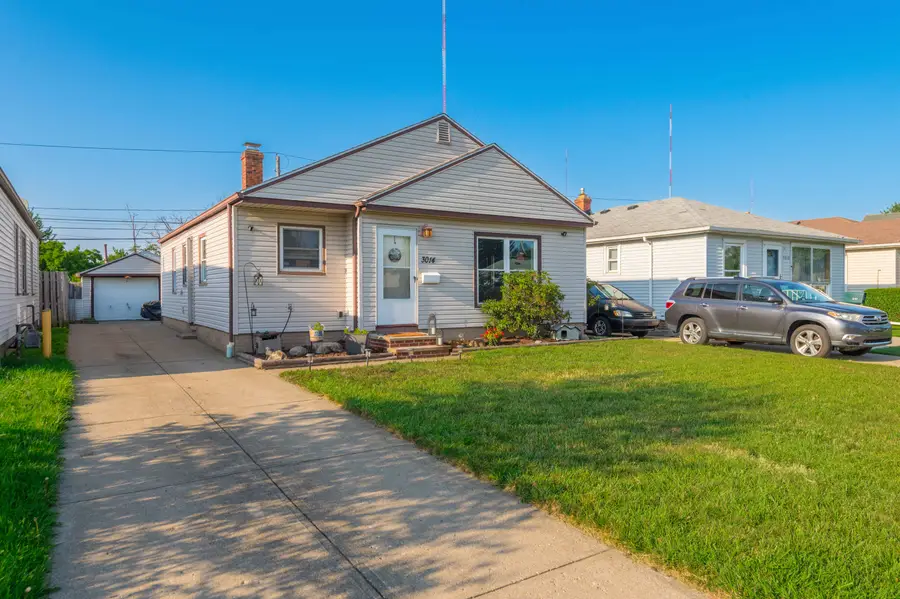 3014 Center Drive, Parma, OH 44134 - #3