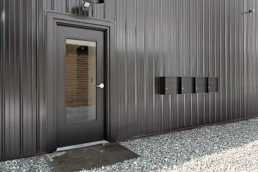 1013 14th Street, Columbus, IN 47201 - #2