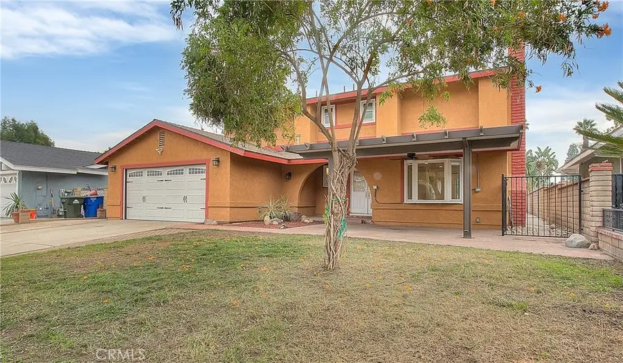 2042 E Bonnie Brae Court, Ontario, CA 91764 - Image #2