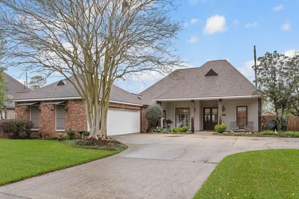 10203 Oakline Dr, Baton Rouge, LA 70809