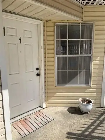 901 JOE YENNI Boulevard #B4, Kenner, LA 70065