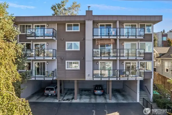 2034 14th Avenue , 104, Seattle, WA 98119
