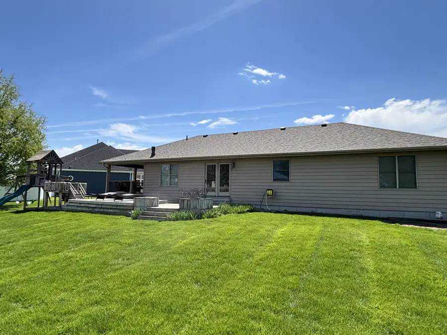 501 Huntington Ct, Sergeant Bluff, IA 51054 - #3