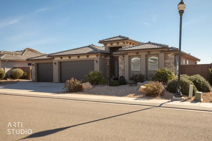 1212 E Gordon Ln, Washington, UT 84780 - #2