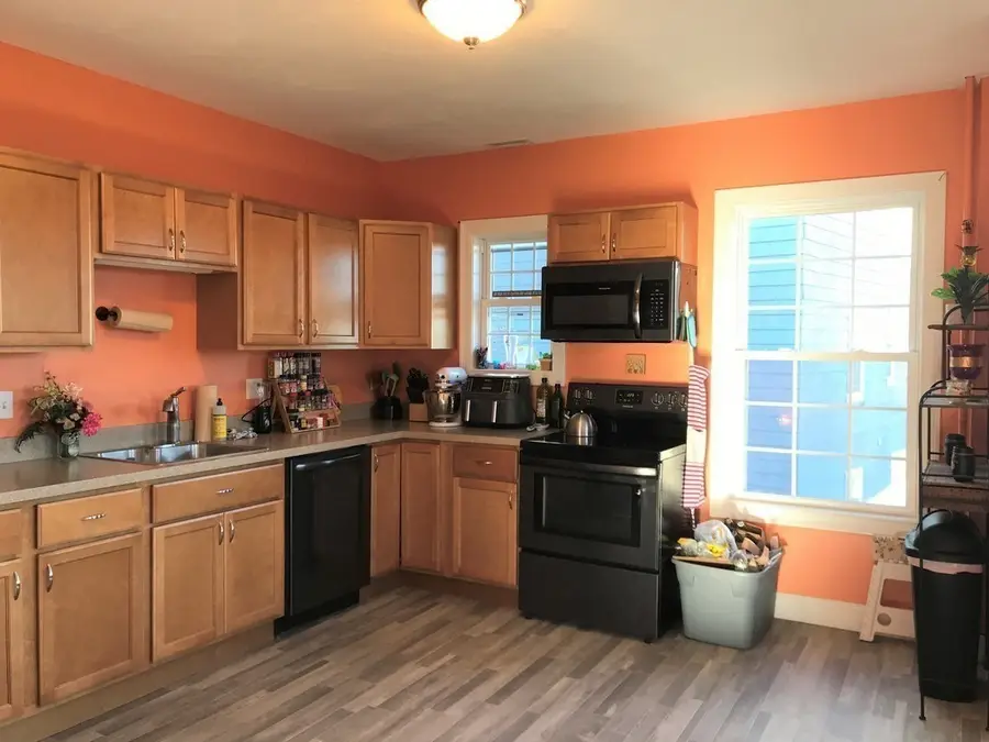 21 West Street , 2, Fitchburg, MA 01420 - #3