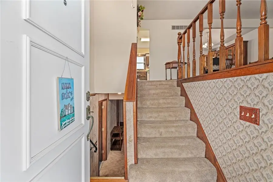 8636 Cedar Niles Road, Lenexa, KS 66227 - Image #3