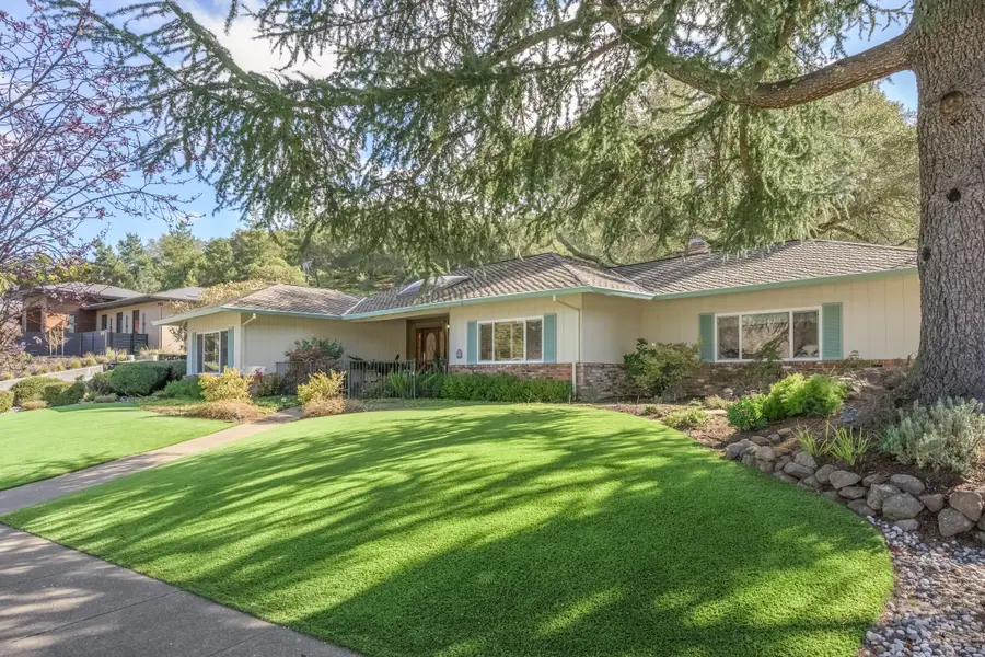 517 Fairway Drive, Novato, CA 94949 - #2