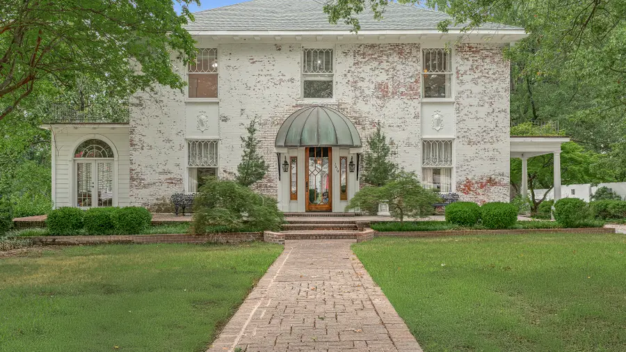 1419 S Main Street, Jonesboro, AR 72401 - #2