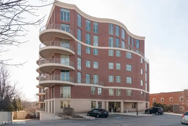 520 S Washington Street , 604, Naperville, IL 60540