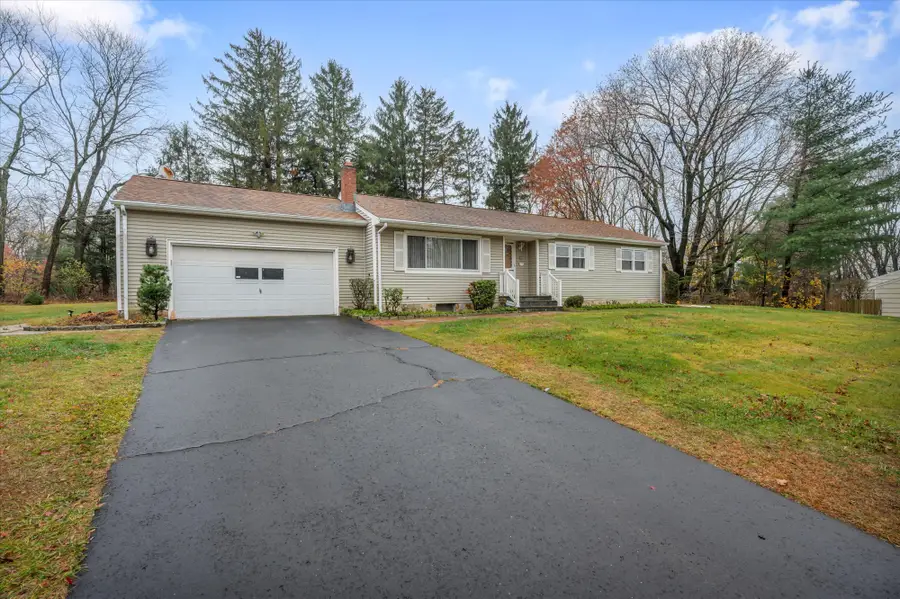 42 Wendy Road, Trumbull, CT 06611 - Image #2