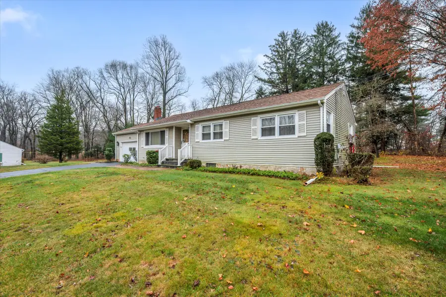 42 Wendy Road, Trumbull, CT 06611 - Image #3