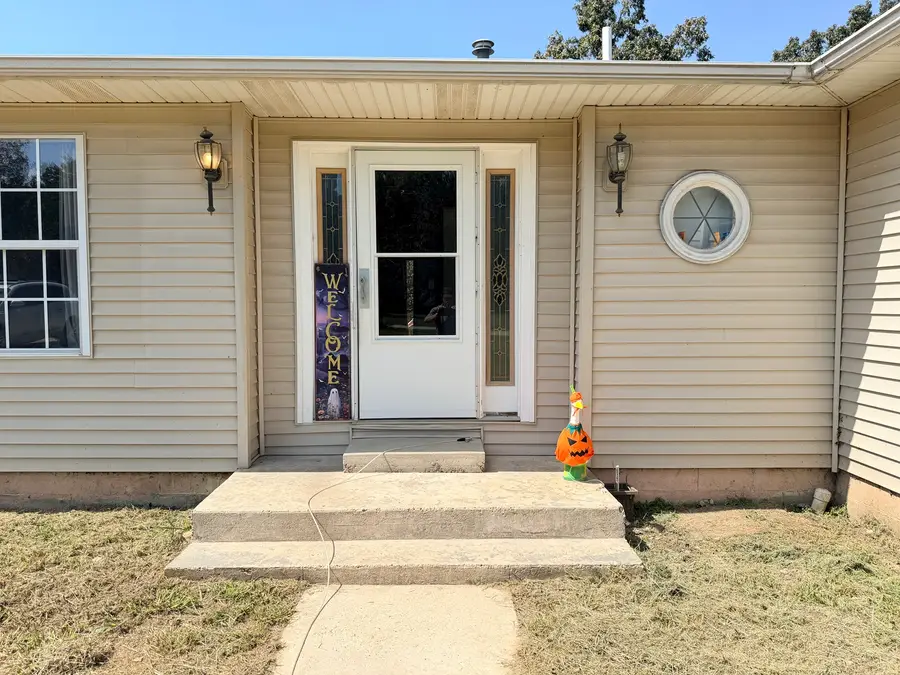 2563 Praise Street, Poplar Bluff, MO 63901 - #2