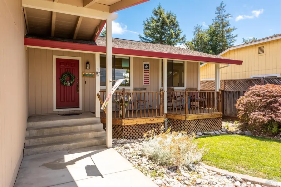 239 Fauna Avenue, Rohnert Park, CA 94928 - Image #2