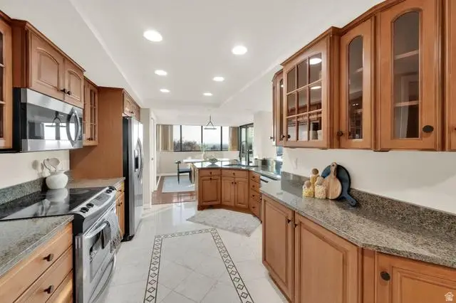 426 S 1000 E #707, Salt Lake City, UT 84102 - Image #2