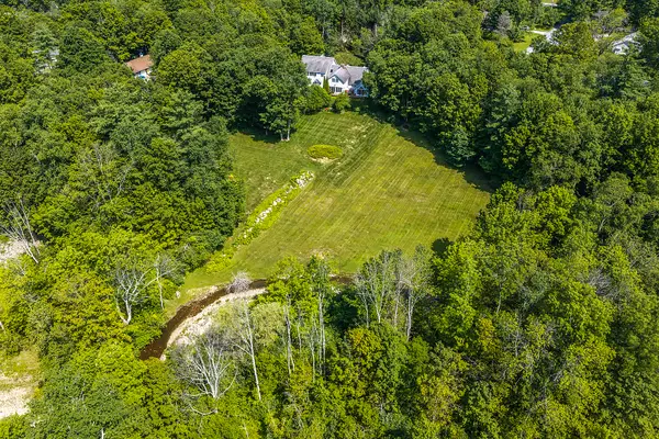 866 East Manchester Road, Manchester, VT 05255