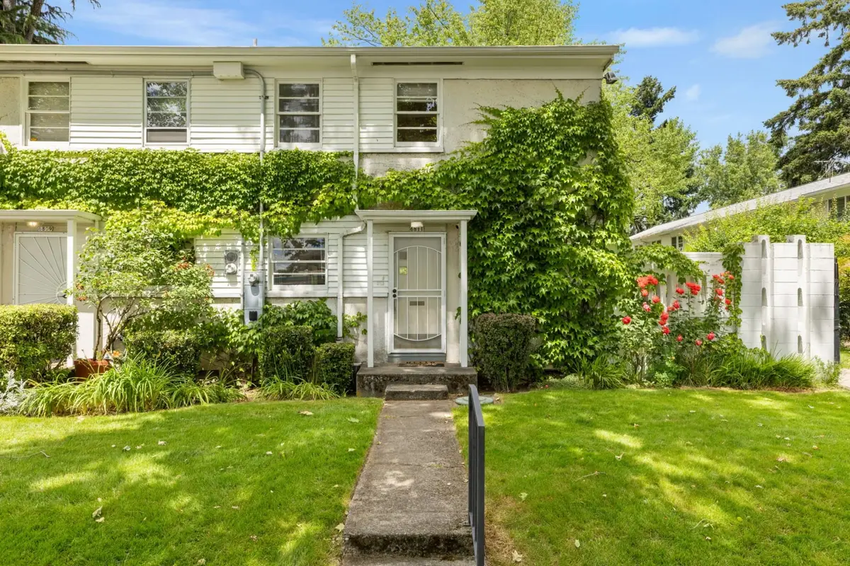 6811 NE Broadway, Portland, OR 97213 - #1