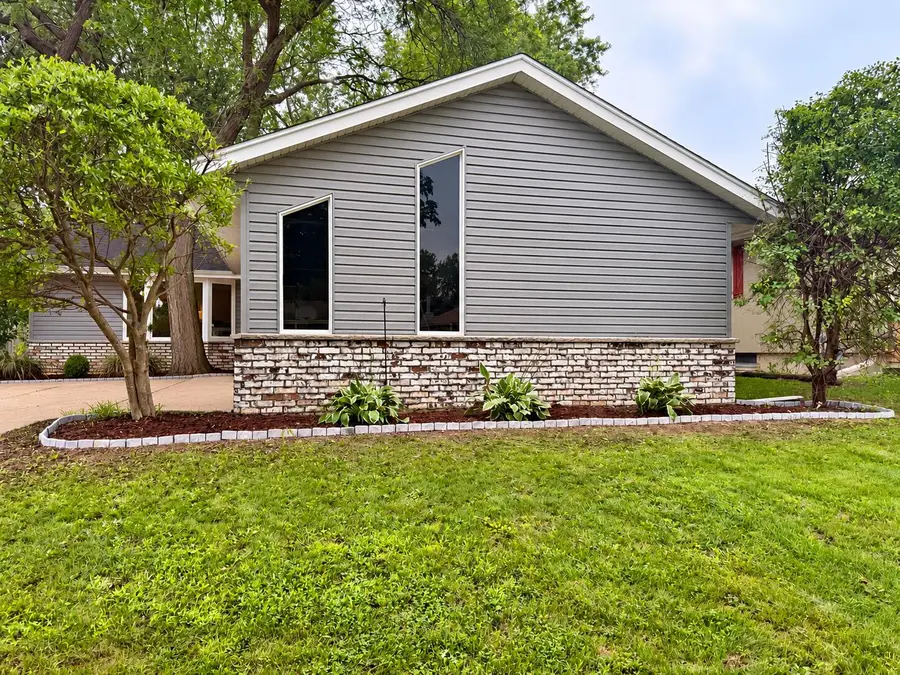 4613 87th Pl, Kenosha, WI 53142 - #3