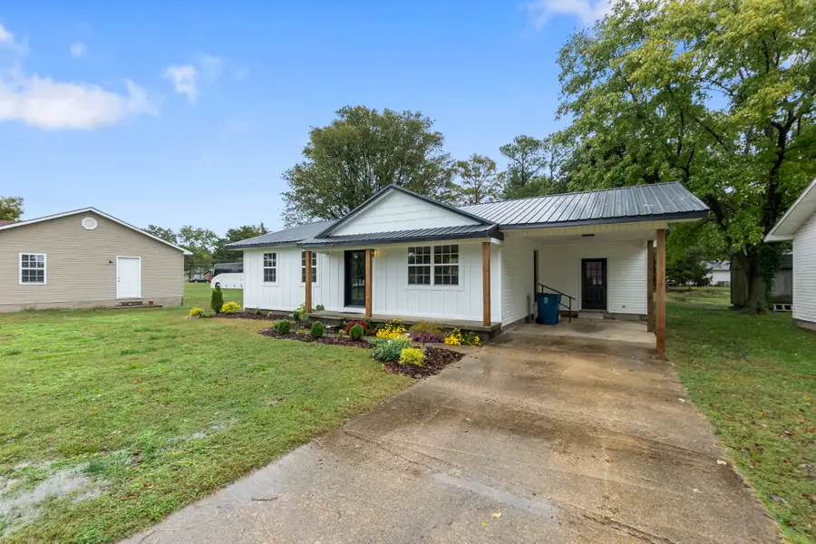 201 Lunbeck Avenue, Gideon, MO 63848 - Image #3