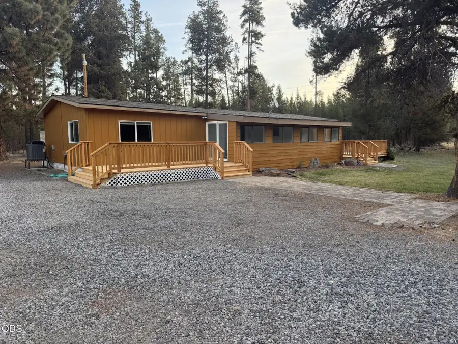 17875 Old Wood Rd, Bend, OR 97707 - #2