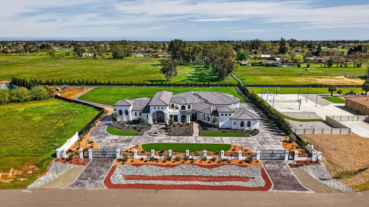 8721 Penta Way, Elk Grove, CA 95624 - #1