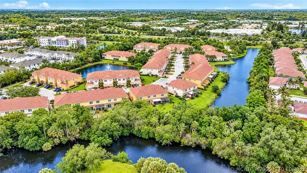 615 SW Glen Crest Way, Stuart, FL 34997