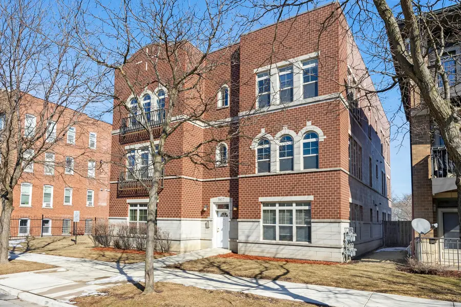 3817 S Ellis Avenue #101, Chicago, IL 60653 - #2