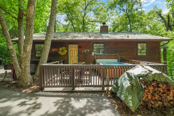 615 Iron Mountain Road, Pigeon Forge, TN 37863