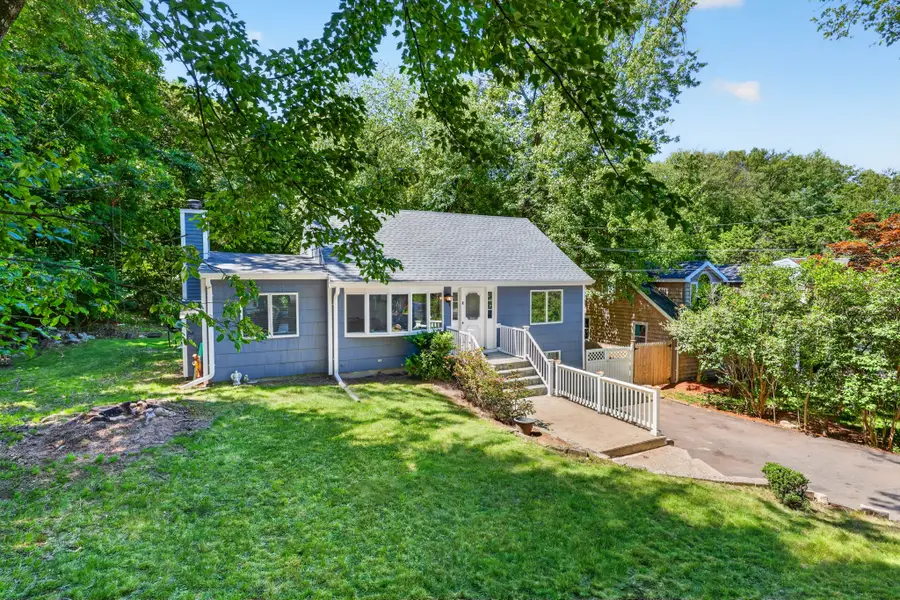 40 Sleepy Hollow Lane, Stamford, CT 06907 - #3