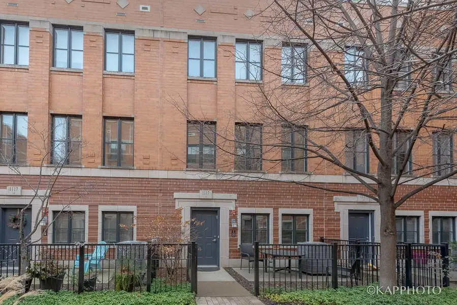 1117 W Monroe Street #15, Chicago, IL 60607 - #3