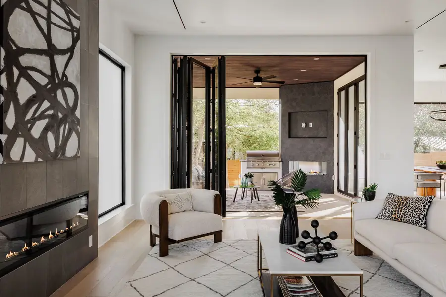 2504 Bluffview Dr, Austin, TX 78704 - #2