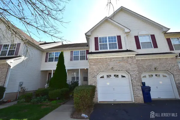 -24 Hawthorne Road, North Brunswick, NJ 08902