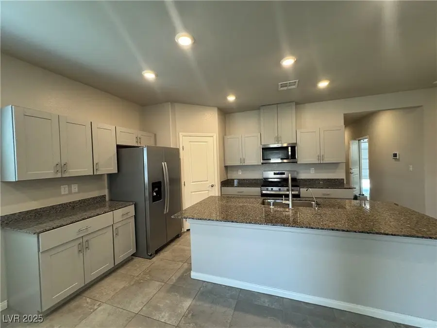 7560 Blue Lotus Avenue, Las Vegas, NV 89113 - Image #3