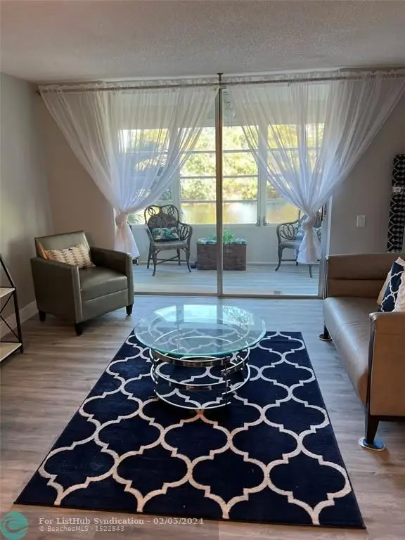 9070 Lime Bay Blvd #209, Tamarac, FL 33321