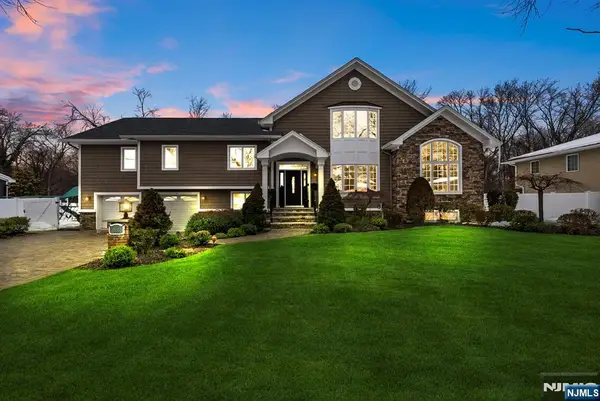 461 Arthur Terrace, Paramus, NJ 07652