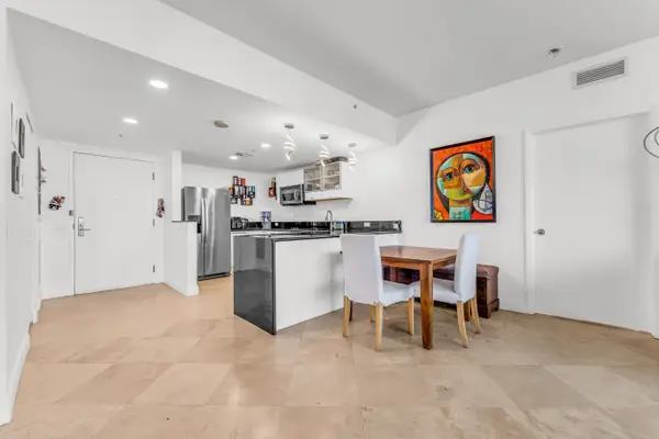 7929 West Dr #702, North Bay Village, FL 33141